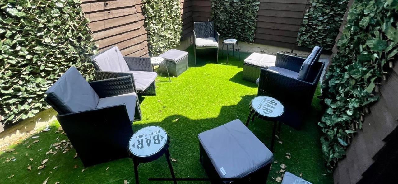 4 Bed 4 Bath House With Free Parking, 5 Mins To Lfc And 15 Mins To City Centre Liverpool Esterno foto
